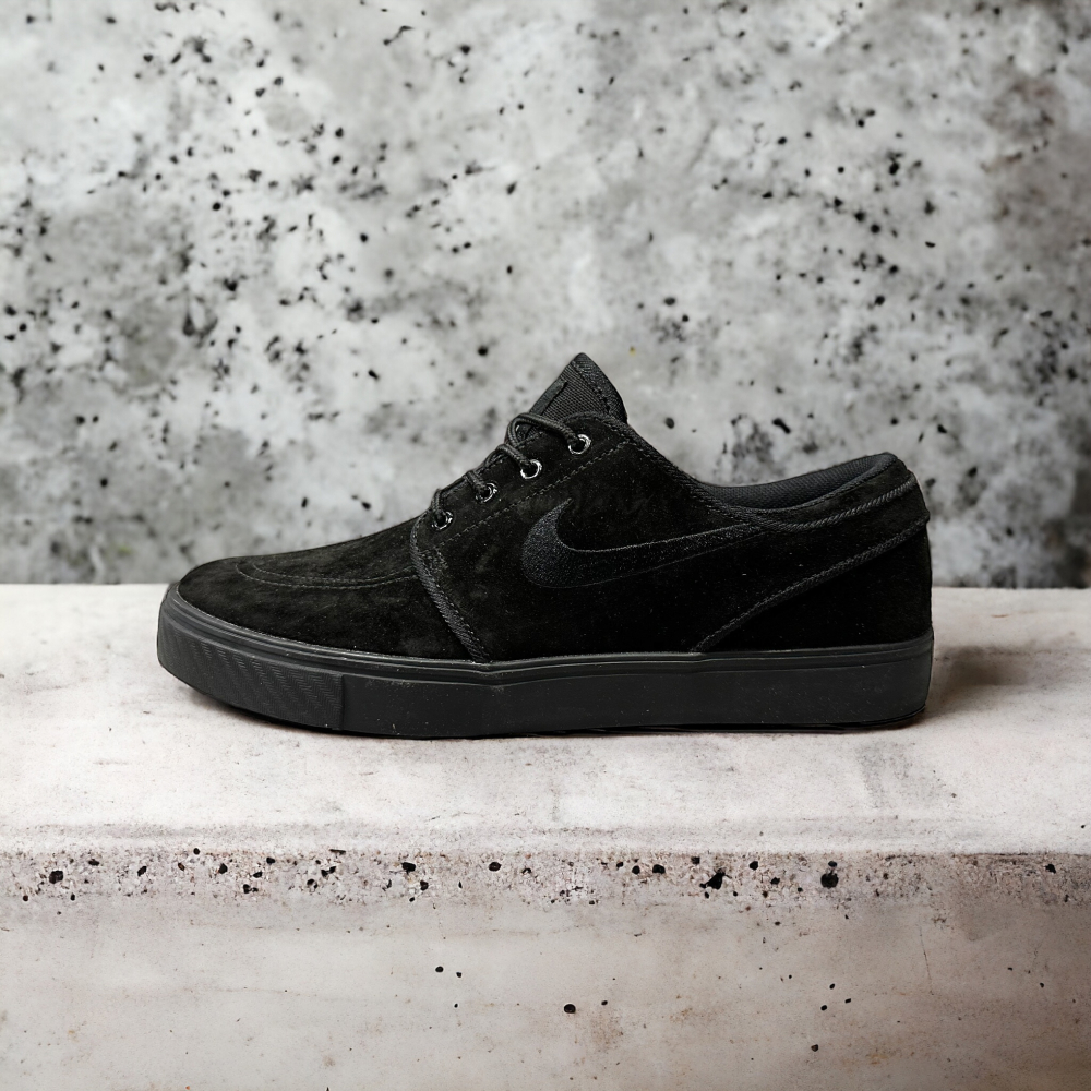 Nike SB Zoom Stefan Janoski • Total Black