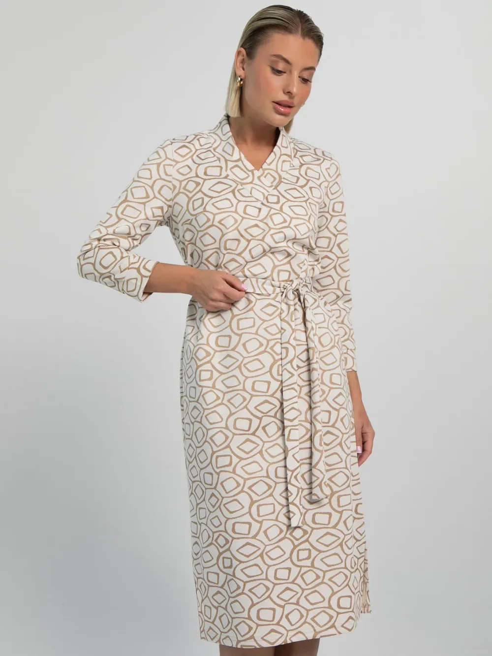 Платье Лаконичный стиль (бежевое) П16035-19М LT Collection