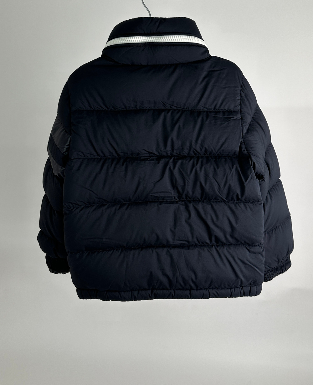 Пуховик Moncler