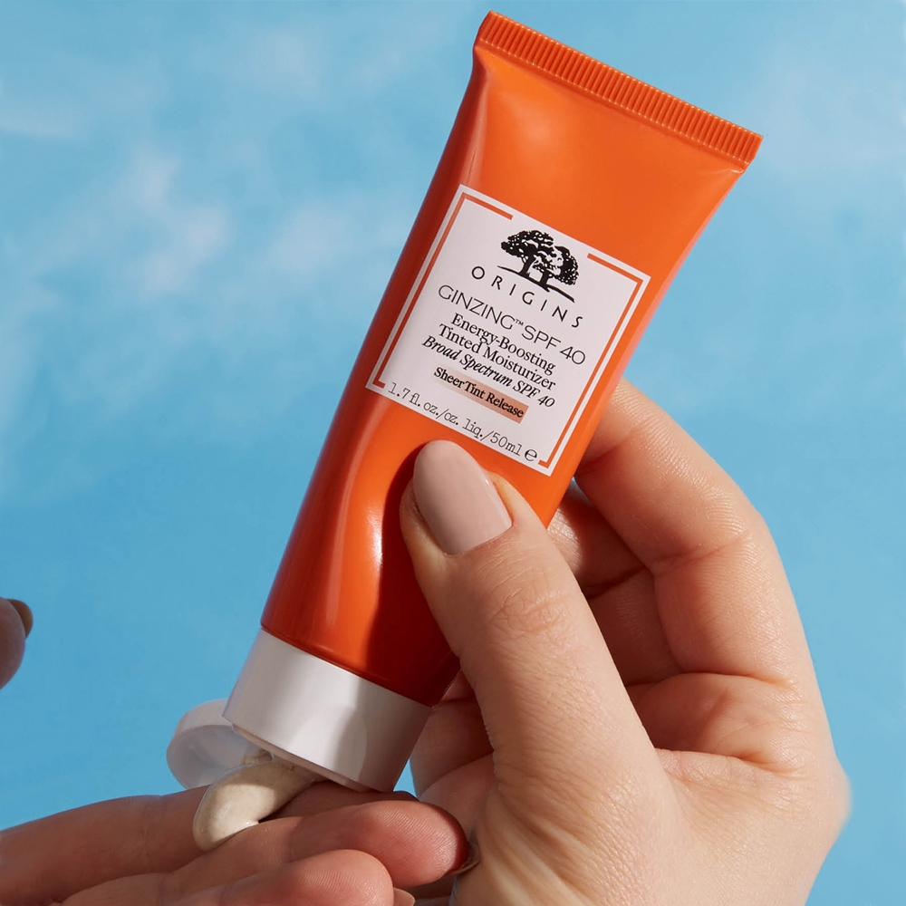 Origins GinZing Energy-Boosting Tinted Moisturizer - Крем для лица с эффектом омоложения SPF 40, 50 ml
