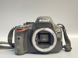 Nikon D5100 Kit 18-55mm 16.000 кадров