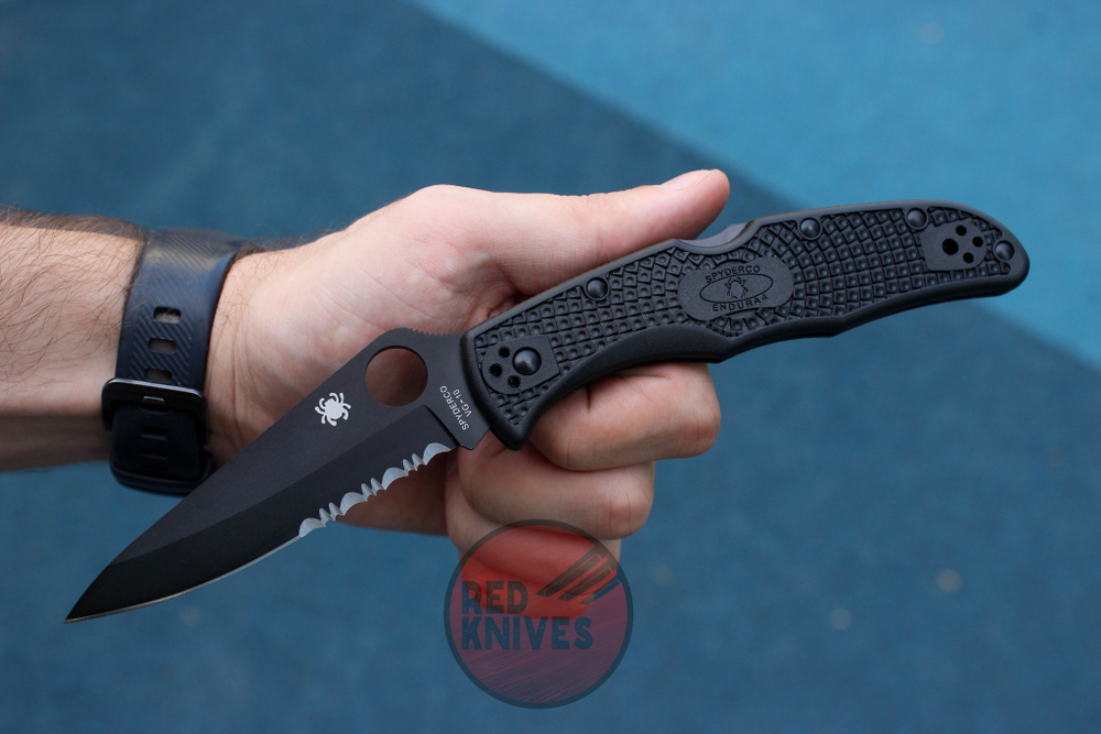 Нож Spyderco Endura Black полусеррейтор (версия 2024 г) C10BBK