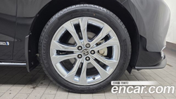 Toyota Sienna 2.5 Hybrid 2WD — 2021