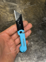 Нож строительный выдвижной универсальный + 3 лезвия WORKPRO WP213008