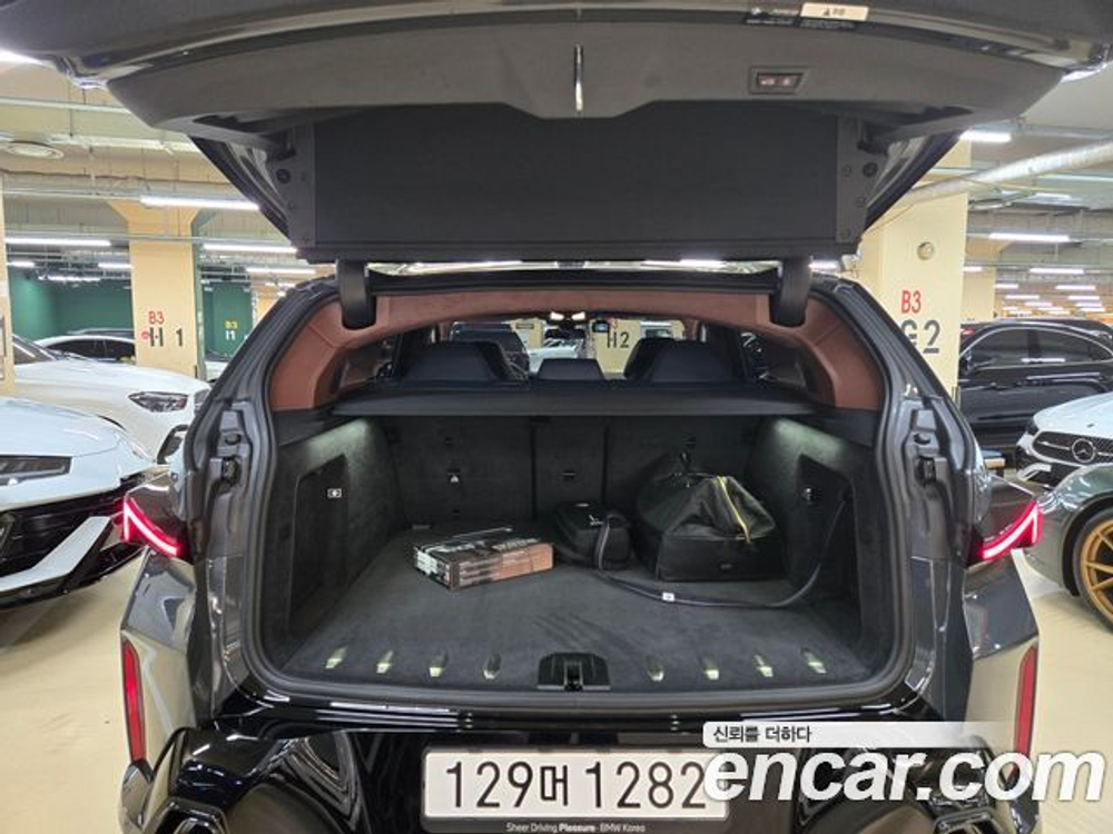 BMW XM 4.4 — 2025