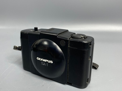 Olympus XA 1