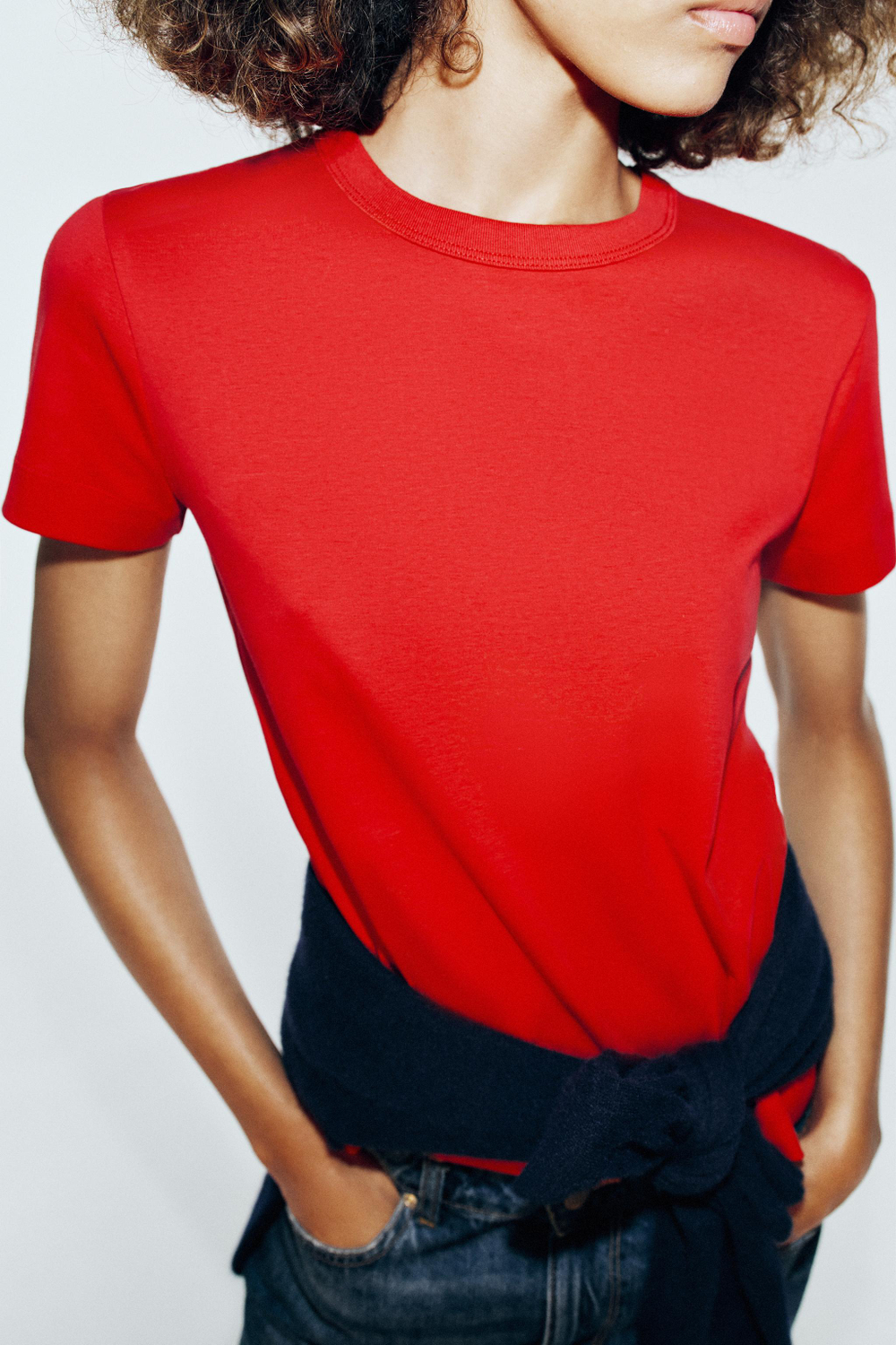 ФУТБОЛКА INTERLOCK С КОРОТКИМИ РУКАВАМИ — ZARA