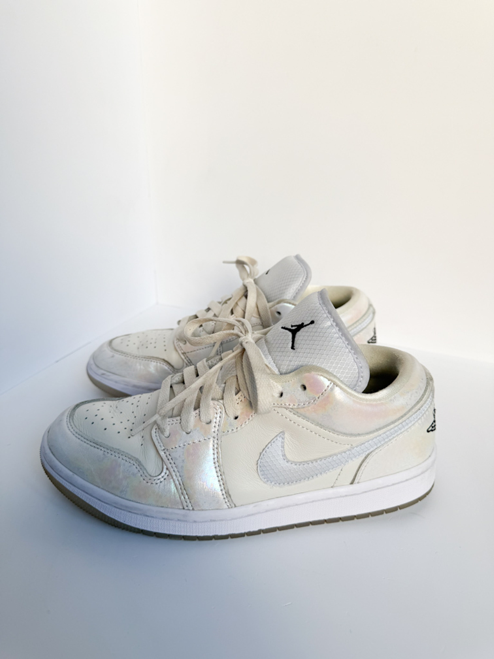 Кожаные кроссовки Nike Air Jordan, 39