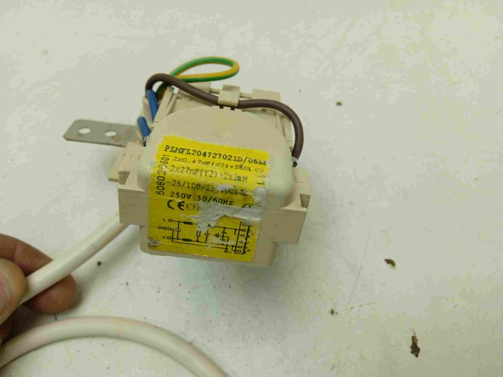 ZWG3101 кт205 Сетевой фильтр для стиральной машины Zanussi ZWG3101 б/у