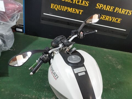 Ducati Monster 696 Plus 2013
