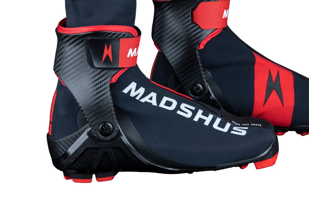 Профессиональные лыжные ботинки Madshus Race Pro Skate для конькового хода