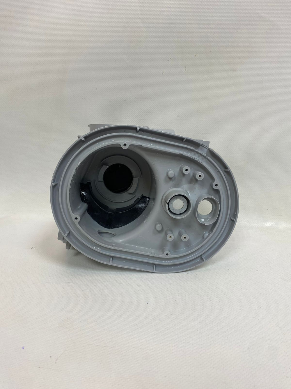 LFSA+2284ABK ктпч30 Чаша поддона для посудомоечных машин Ariston C00346456 б/у