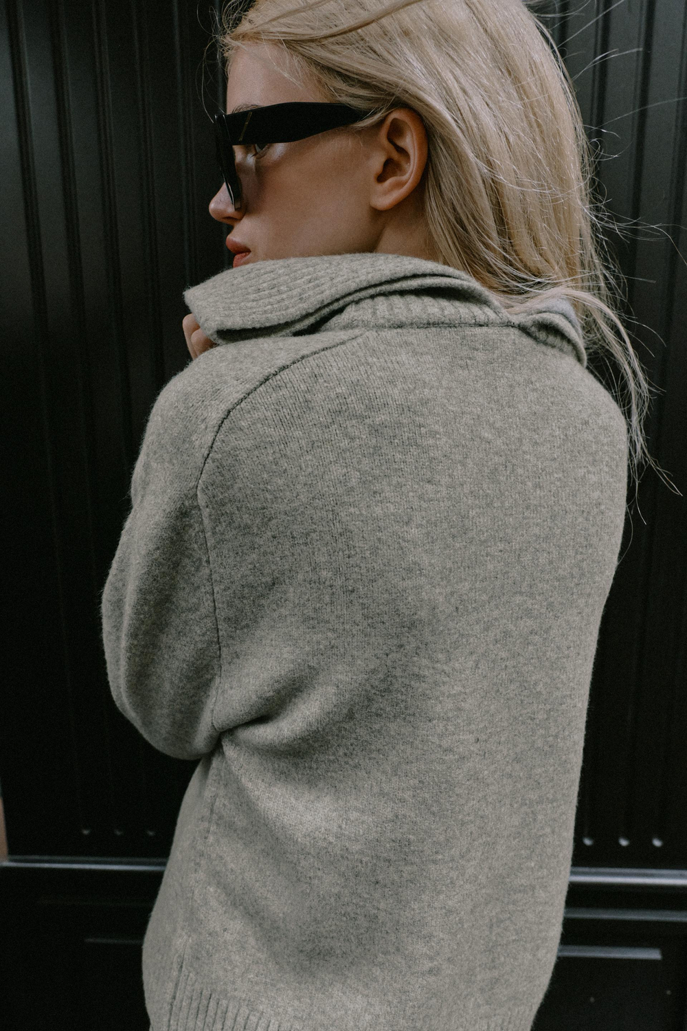 ZARA СВИТЕР С ВОРОТНИКОМ, СЕРЫЙ МЕЛАНЖ