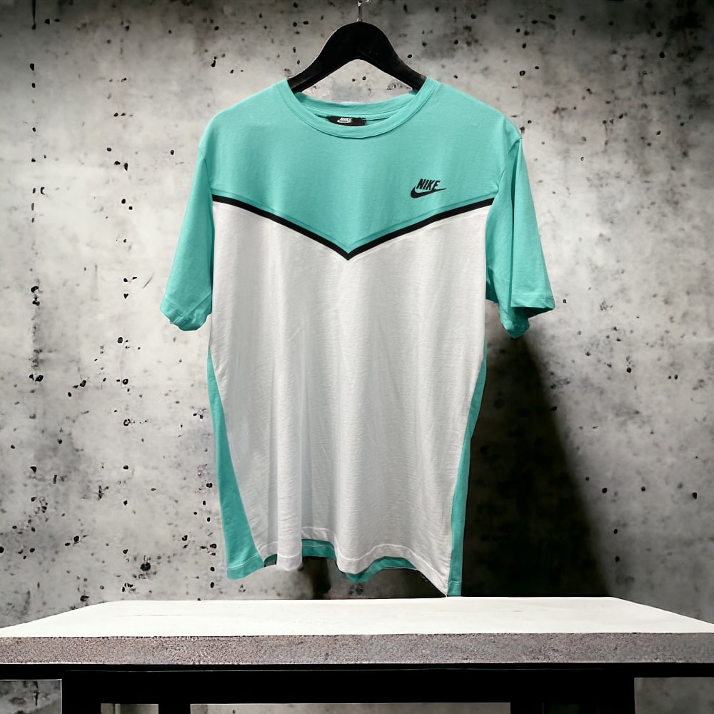 Футболка Nike #12 • Зелено-белый