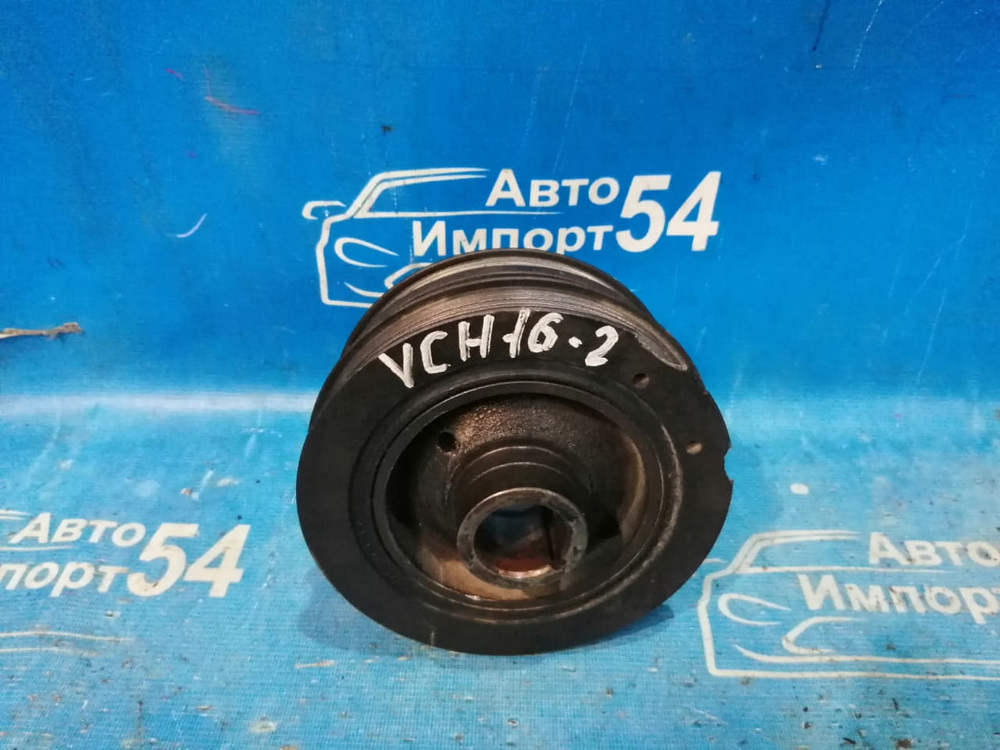 Шкив коленвала TOYOTA GRANVIA 2002