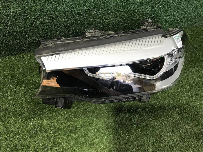 Фара левая BMW 5er G30 (2017-2020) LED (В пленке)