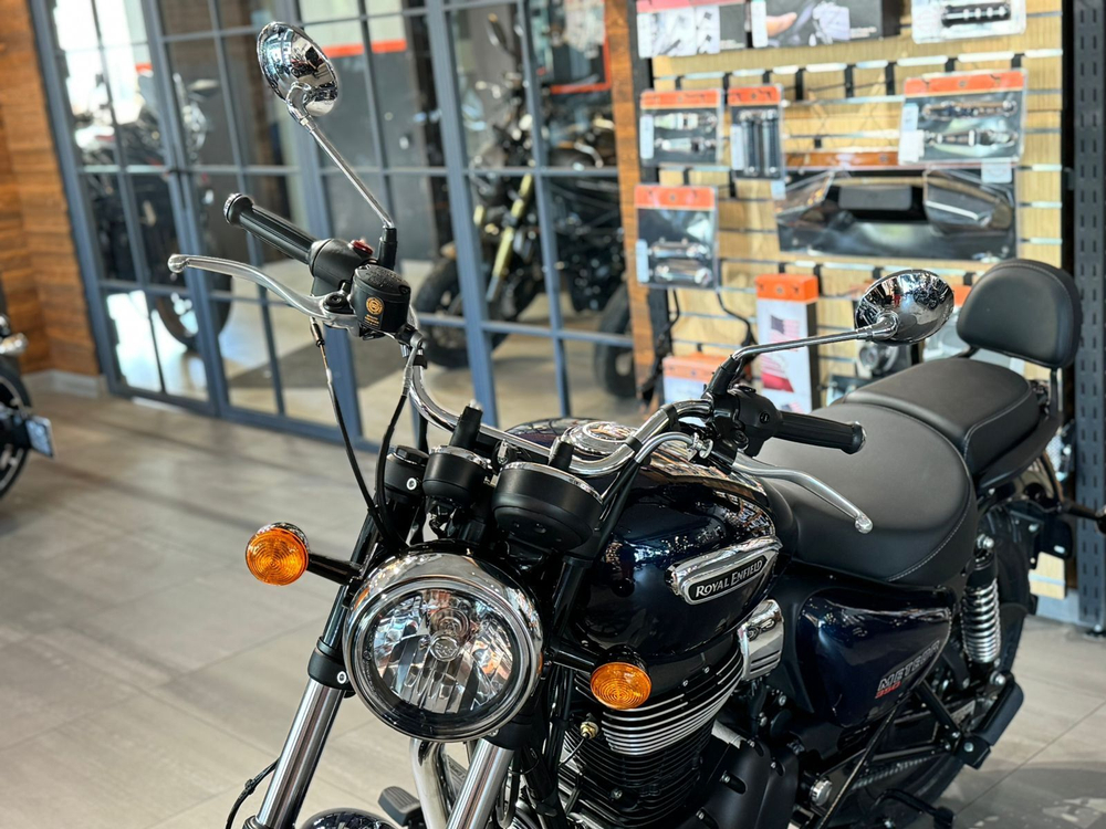 Royal Enfield Meteor 350 Stellar Blue