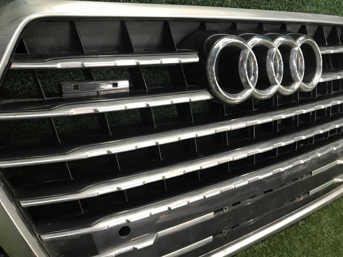 Решетка радиатора Audi Q7 4M 2 (2015-2019)