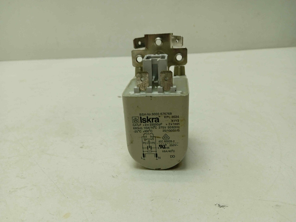WIS24140OE/47 кт173 Сетевой фильтр для стиральной машины Bosch WIS24140OE/47 б/у
