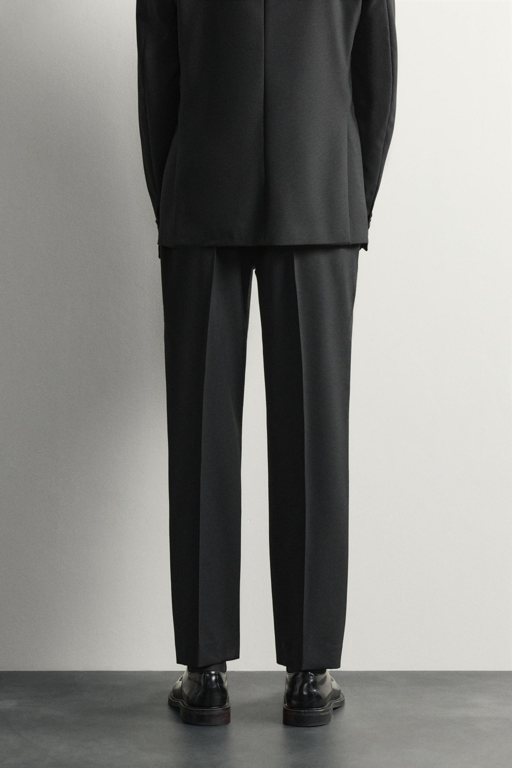 КОСТЮМНЫЕ БРЮКИ ИЗ 100% ШЕРСТИ — ZARA · 4592/381