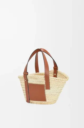 Loewe Небольшая классическая корзина из пальмовых листьев и телячьей кожи, натуральный/коричневый