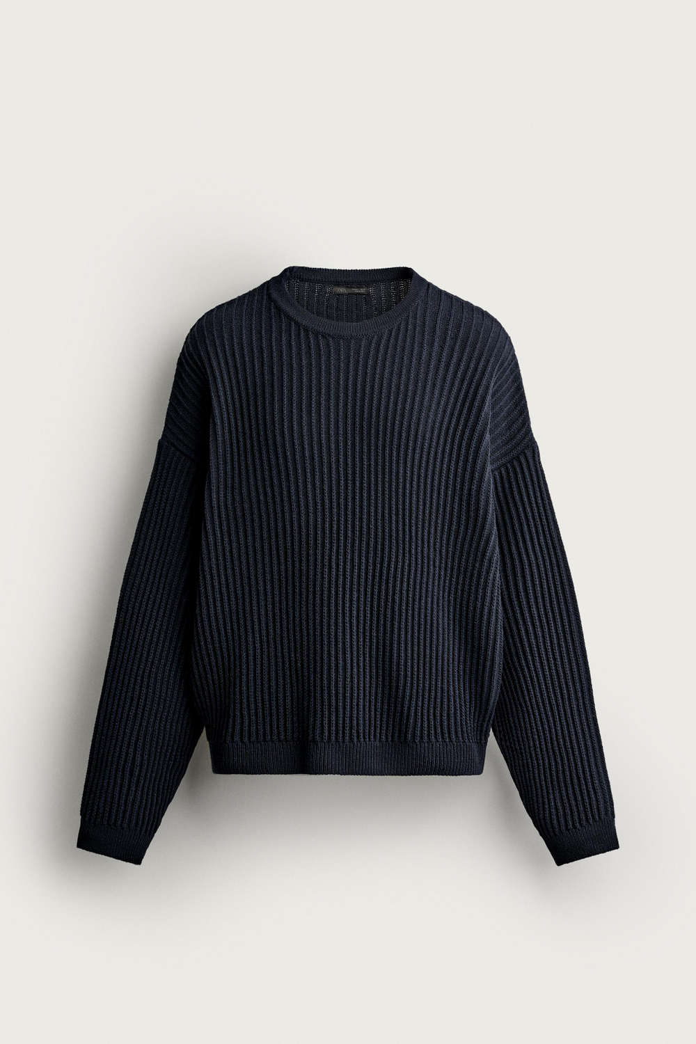 СВИТЕР СТРУКТУРНОГО КРОЯ — ZARA