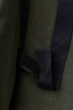 ZARA ВОДОНЕПРОНИЦАЕМАЯ И ВЕТРОЗАЩИТНАЯ ПУХОВАЯ КУРТКА С КАПЮШОНОМ, ТЕМНО-ЗЕЛЕНЫЙ