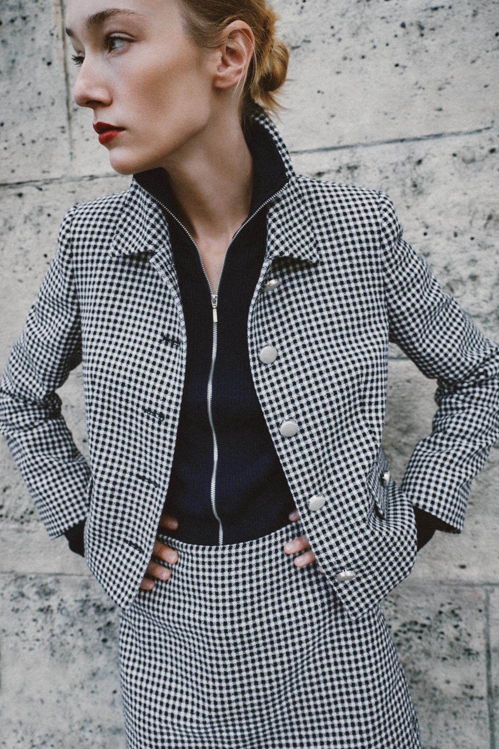 ZARA КОРОТКАЯ КУРТКА В КЛЕТКУ, БЕЛЫЙ/ЧЕРНЫЙ