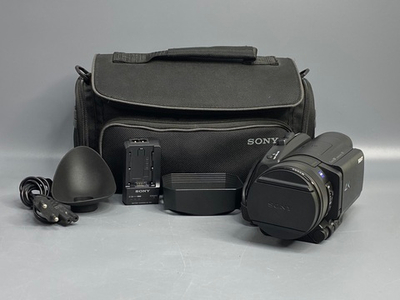 Sony FDR-AX700