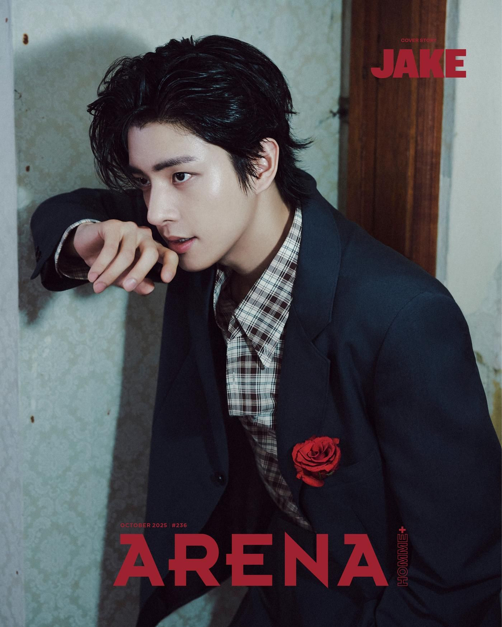 публикация ARENA HOMME - 2025.10 ENHYPEN JAKE F Type