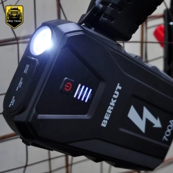 Автомобильное пуско-зарядное устройство BERKUT Specialist JSL-15000