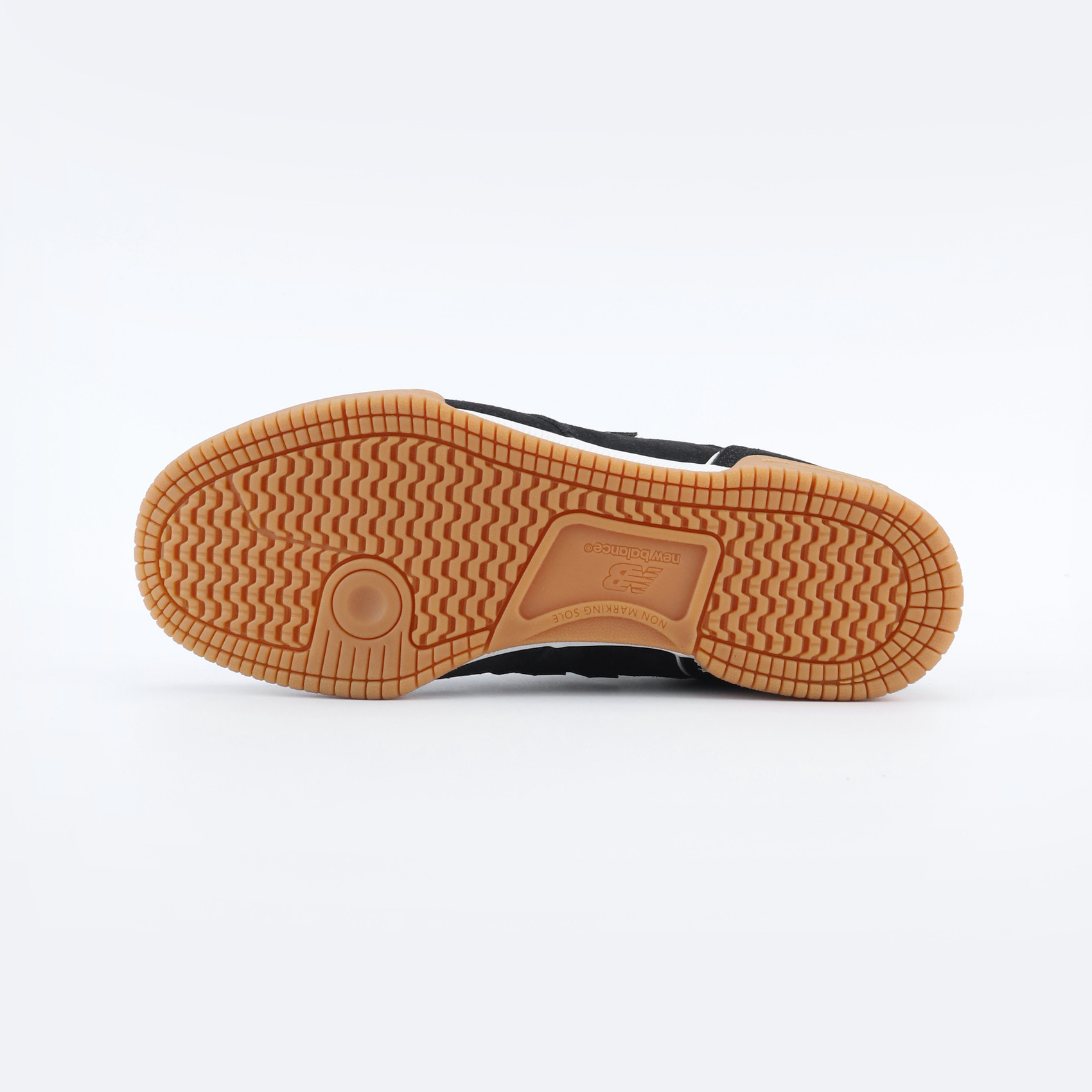 New Balance Numeric 600 Tom Knox (black/gum) артикул: - купить в магазине Дайс