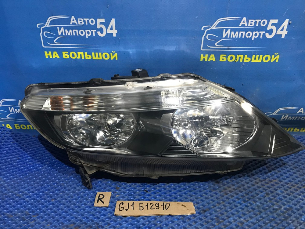 Фара передняя правая Honda AIRWAVE 2005-2010