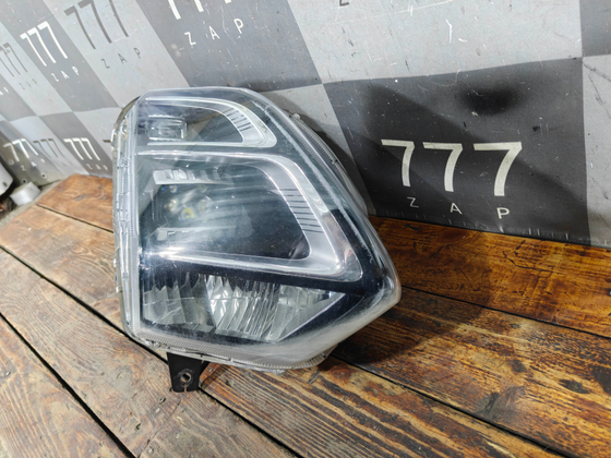 Фара правая LED Omoda C5 22-нв Б/У Оригинал 605000531AA