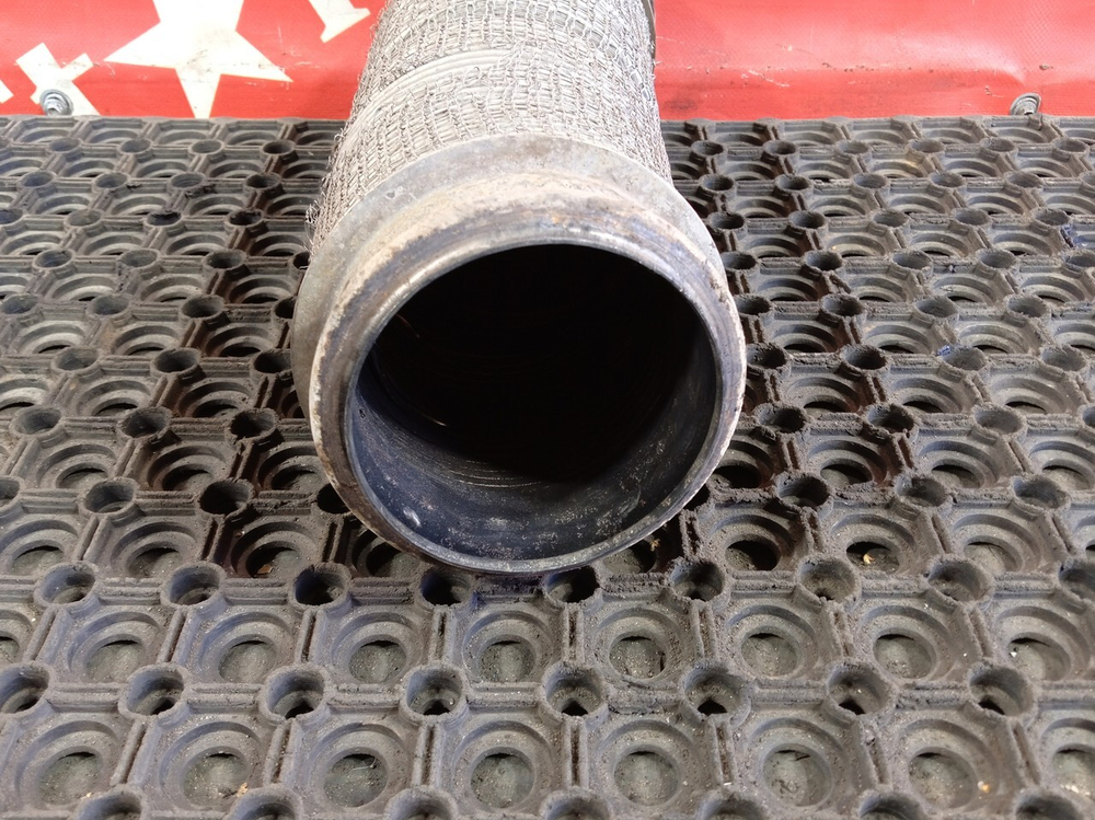 Приемная труба глушителя