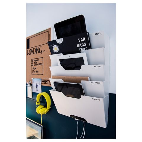 Настенная газетница IKEA KVISSLE (КВИССЛЕ), Белый