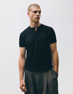 Мужская футболка-хенли с коротким рукавом - BERSHKA