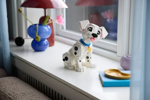 Конструктор LEGO Disney 43269 101 далматинец