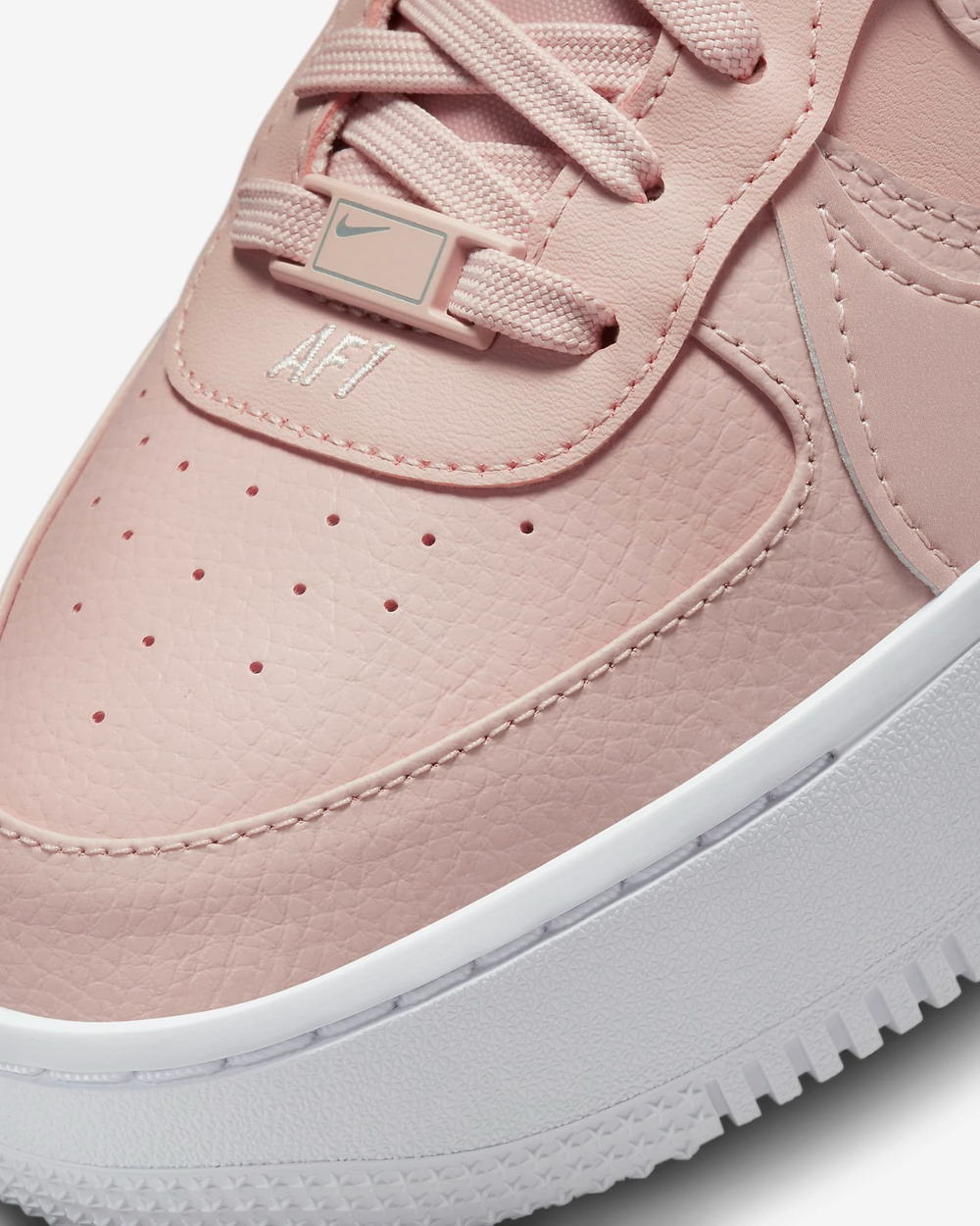 Кроссовки женские NIKE Air Force 1 PLT.AF.ORM