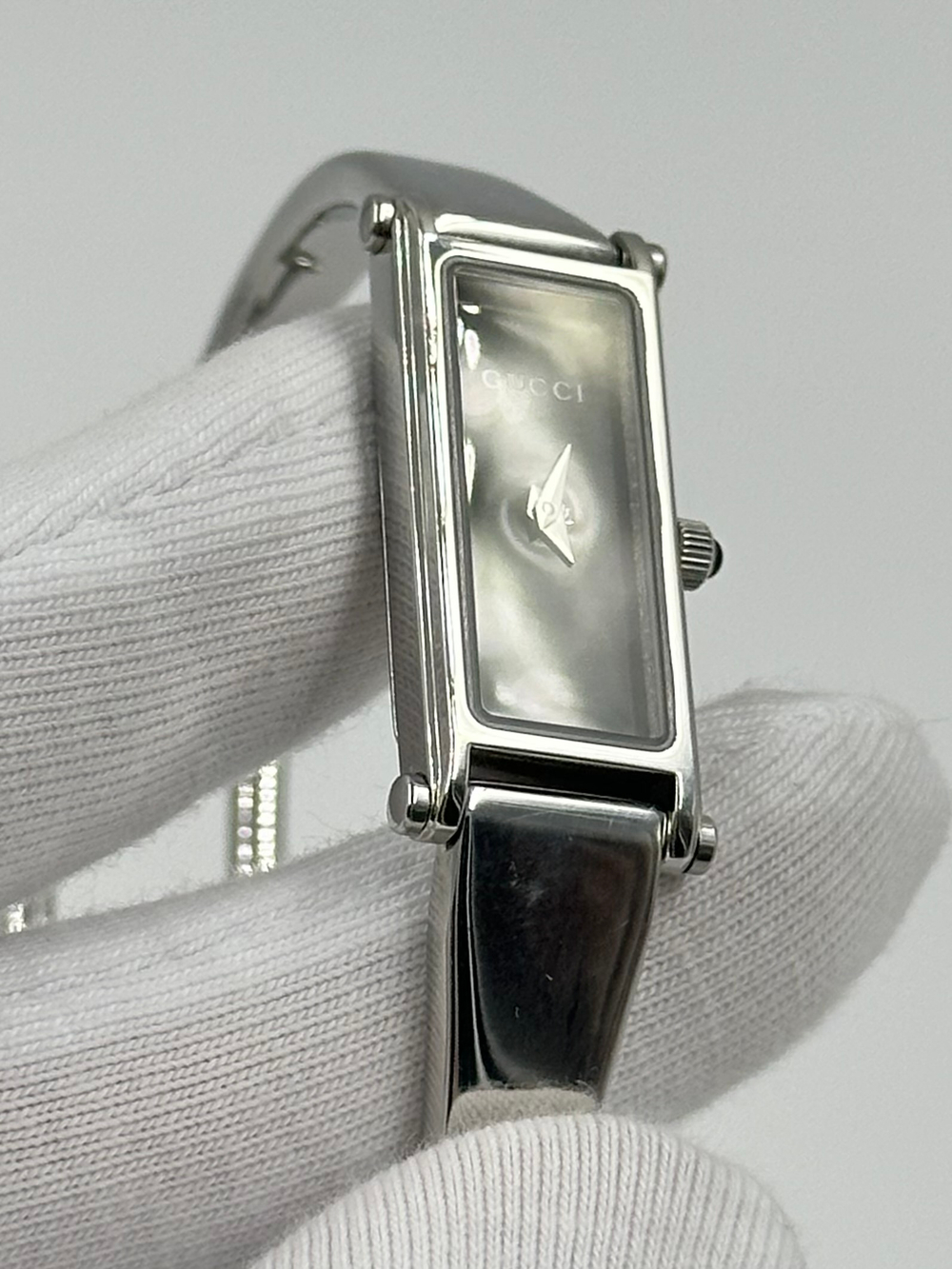 Часы Gucci 1500L