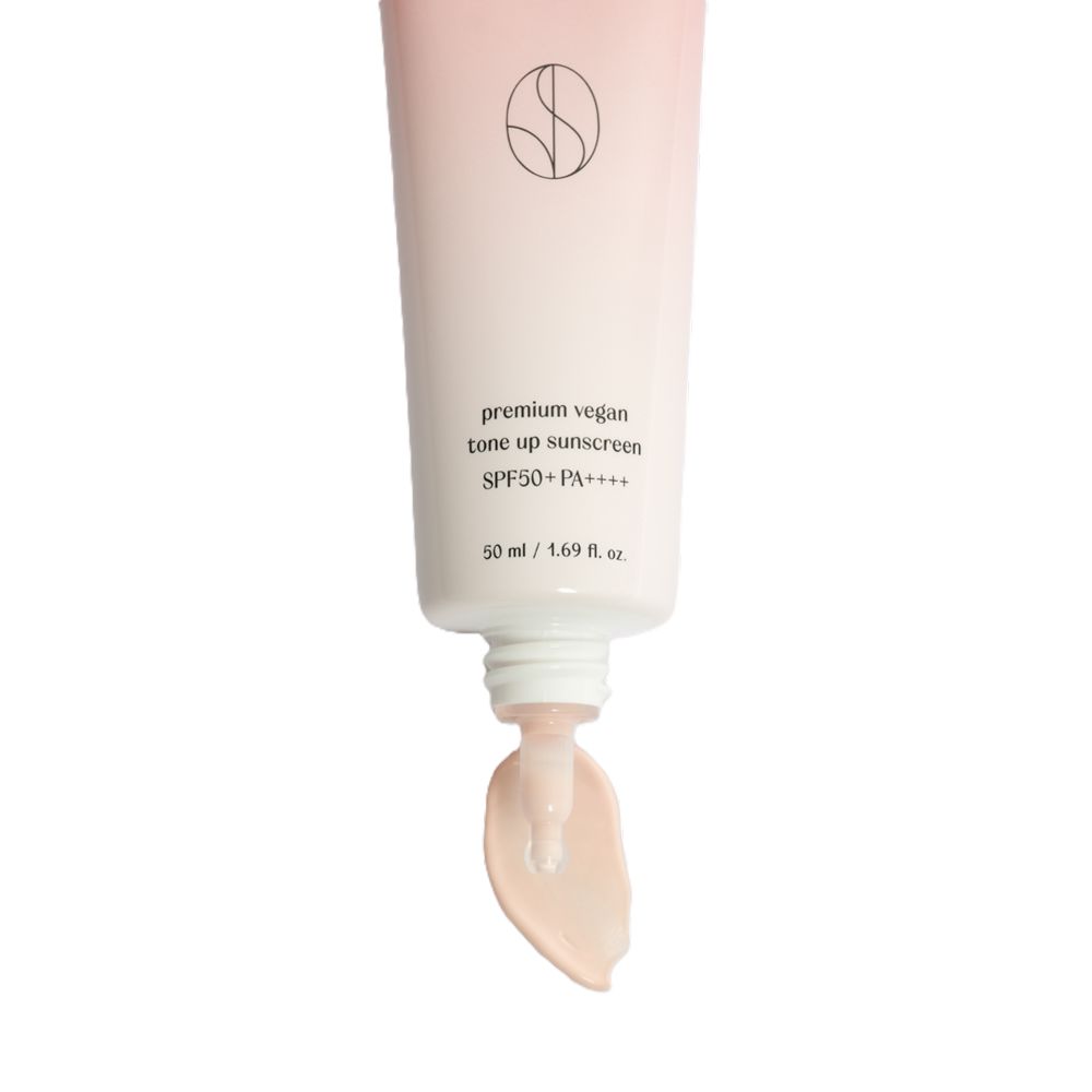 Выравнивающий тон-ап крем для лица Dinsee Premium Vegan Tone Up Sunscreen SPF50+ PA++++, 50 мл