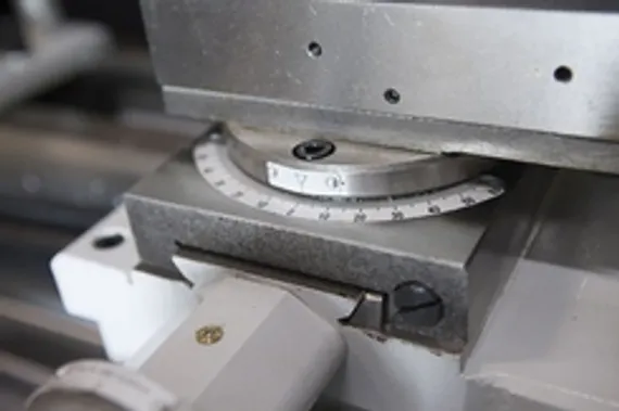 Станок токарно-винторезный STALEX C6246E/1500