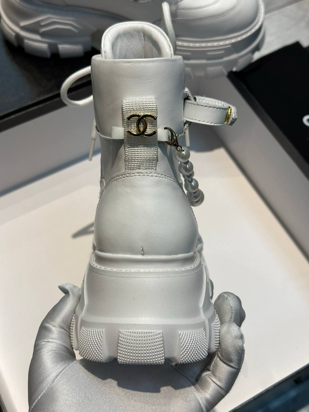 Ботинки Chanel
