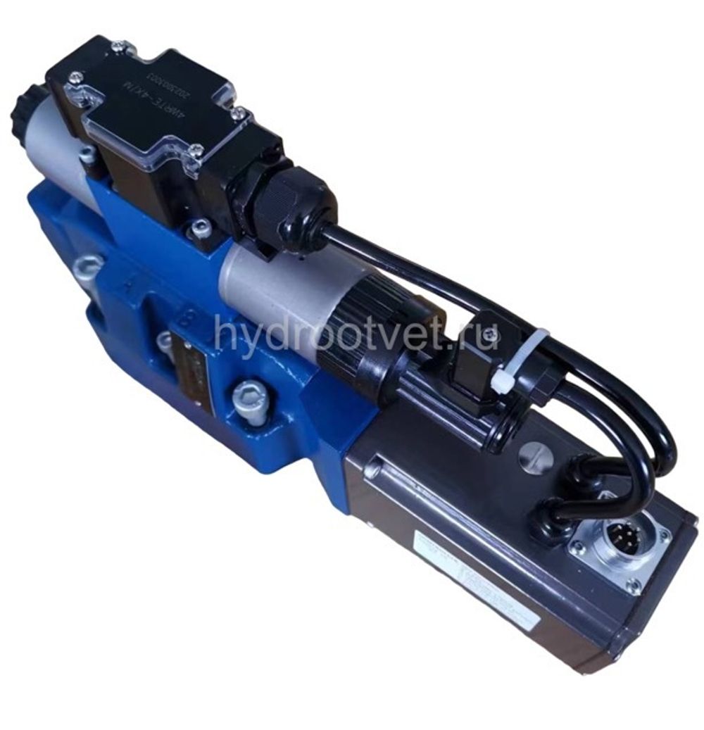4WRTE10V100L-4X/6EG24K31/A1M - Пропорциональный быстродействующий распределитель с обратной связью по положению золотника и со встроенным усилителем (OBE), Ду10, A1 = ±10 В, номинальный расход 100 л/мин, схема V, каналы управления X и Y = внешние
