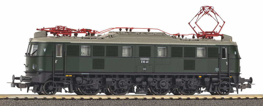 Электровоз BR E 18 DR III + звук + декодер