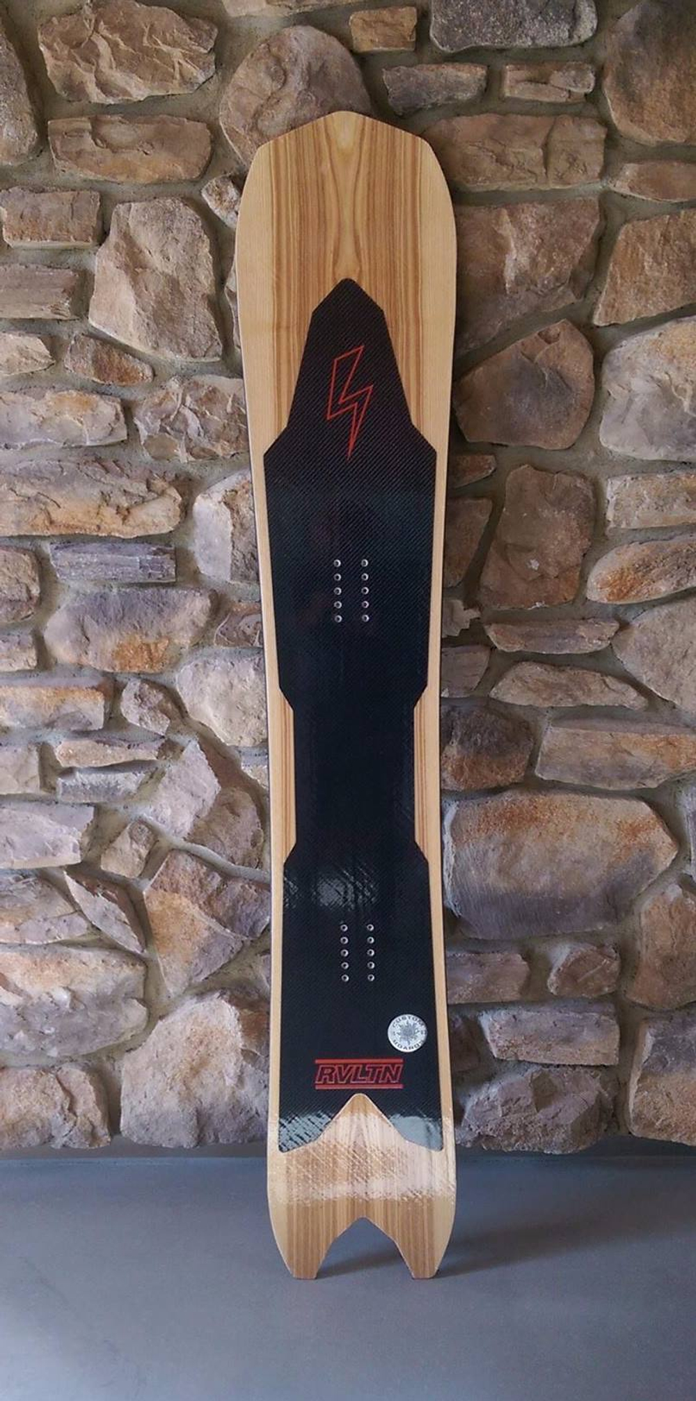 VIRUS Revolution pro FR wood carbon