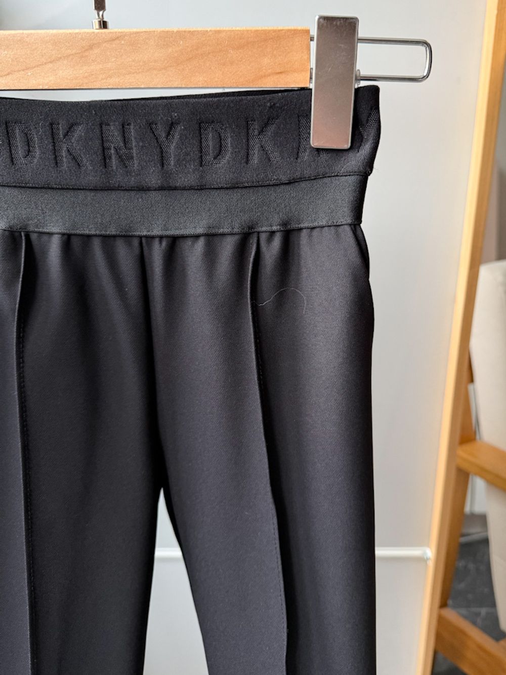 Брюки DKNY, 140
