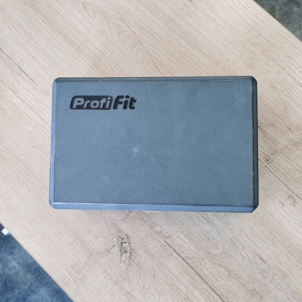 Блок для йоги (серый) PROFI-FIT