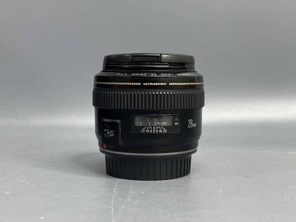 Canon EF 28mm 1.8 USM скол на крепление светофильтра