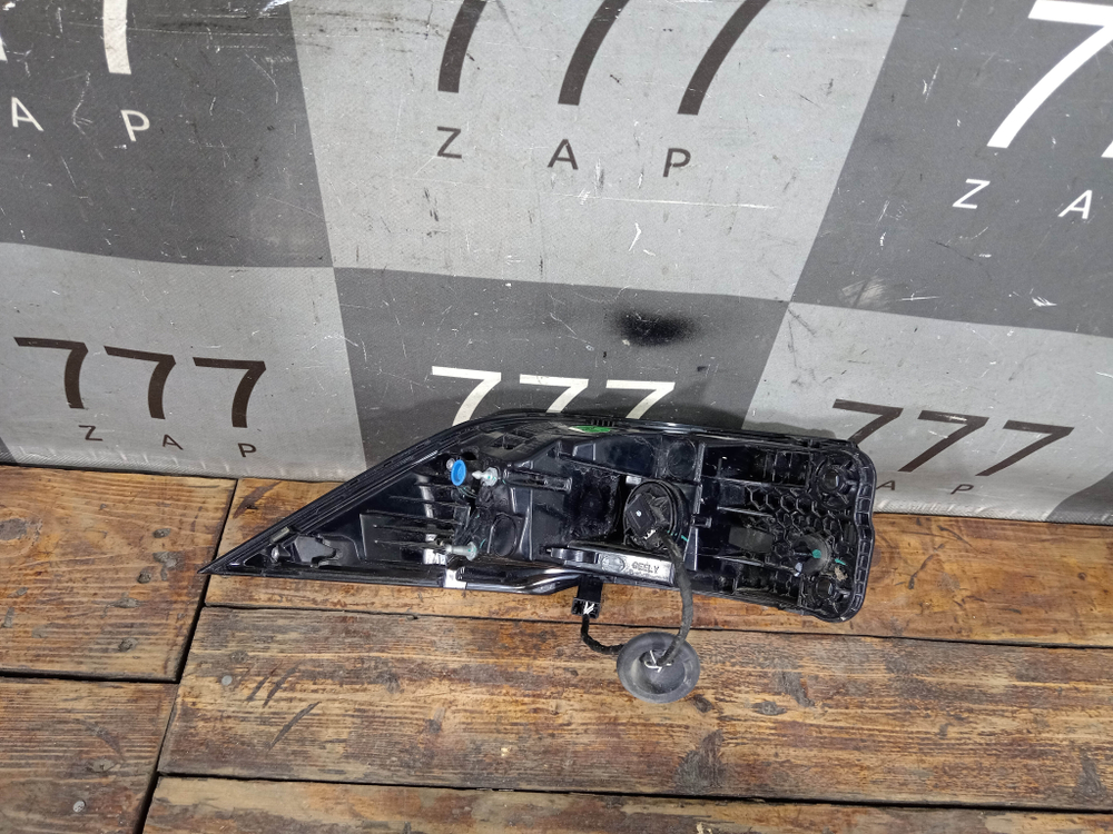 Фонарь зaдний пpавый Geely Monjaro 21-нв Б/У Оригинал 7057046000